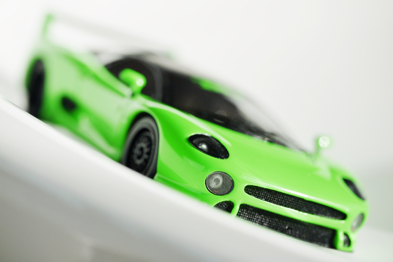 Illustration for article titled LaLD Car Week: Thursday on The Thames - 1/43 Spark Jaguar XJ220 TWR